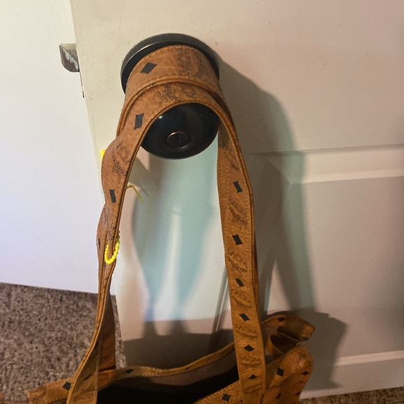 Beautiful MCM tote bag EUC straps and inside perfect large bag - Picture 3 of 4